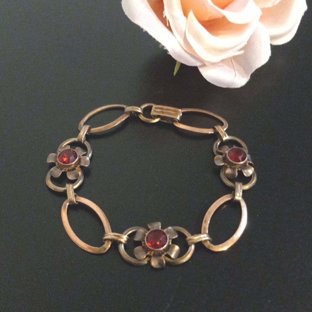 Van Dell Bracelet View 3